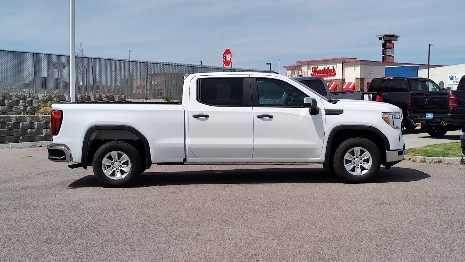 Thumbnail: 2021 GMC Sierra 1500 - 23