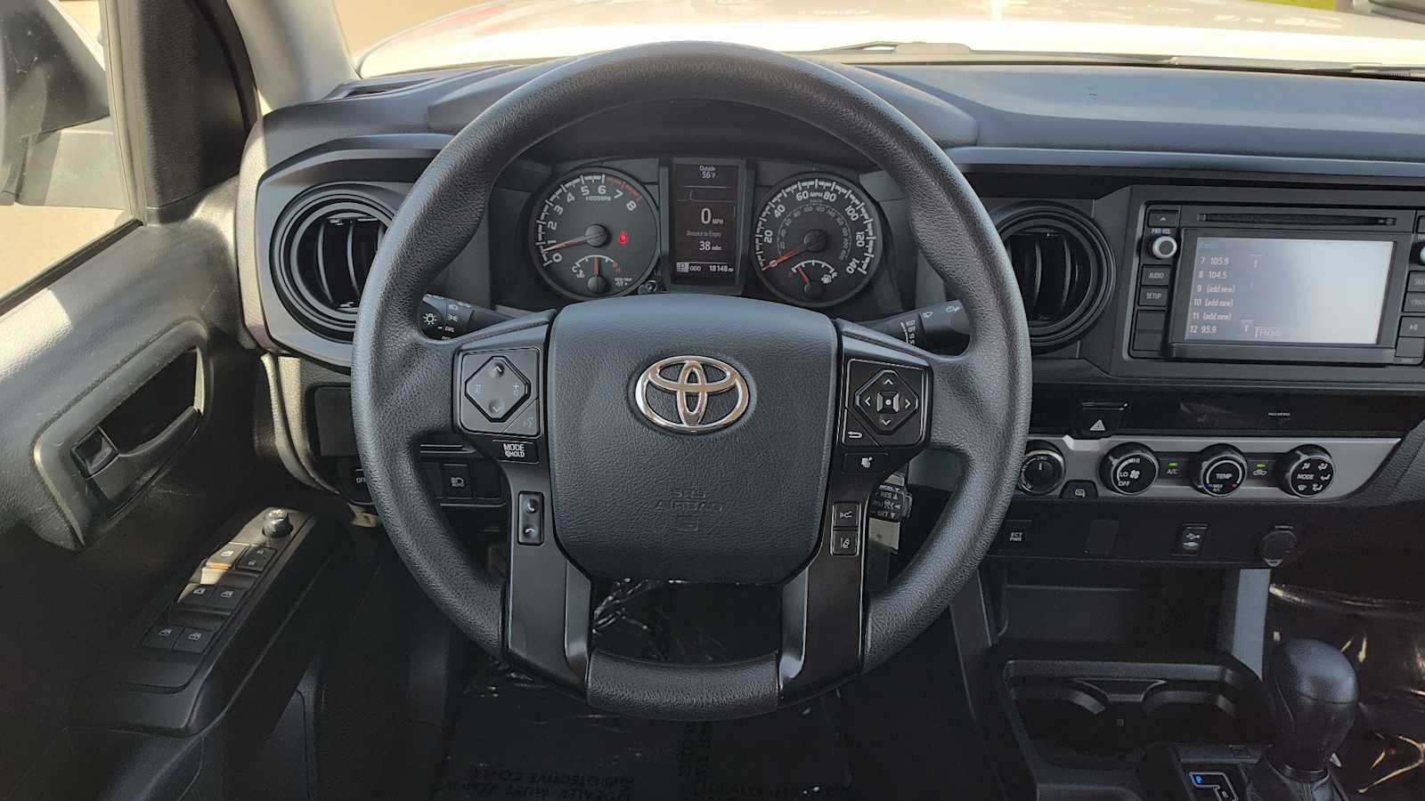 Thumbnail: 2018 Toyota Tacoma - 15