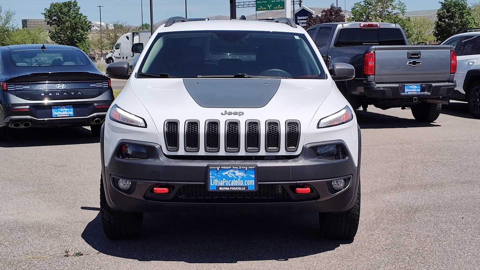 Thumbnail: 2017 Jeep Cherokee - 6