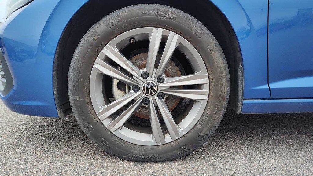 Used 2024 Volkswagen Jetta 1.5T SE Sedan