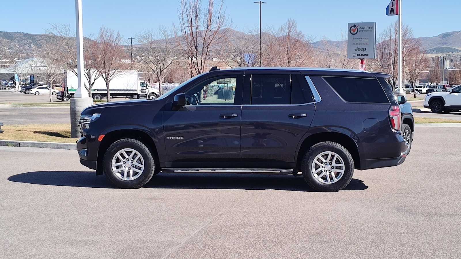 Thumbnail: 2024 Chevrolet Tahoe - 3