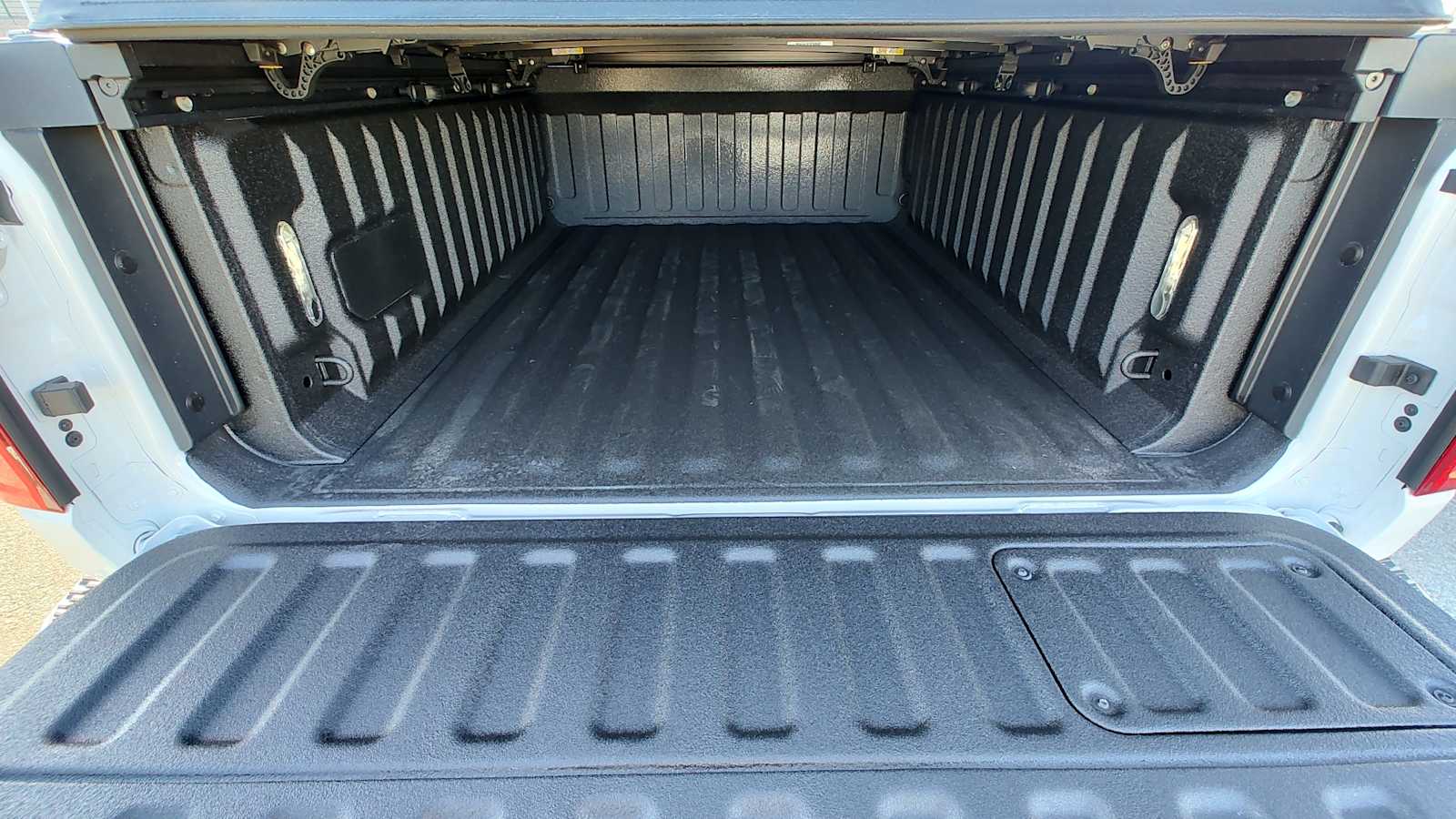 Thumbnail: 2026 RAM 1500 - 19