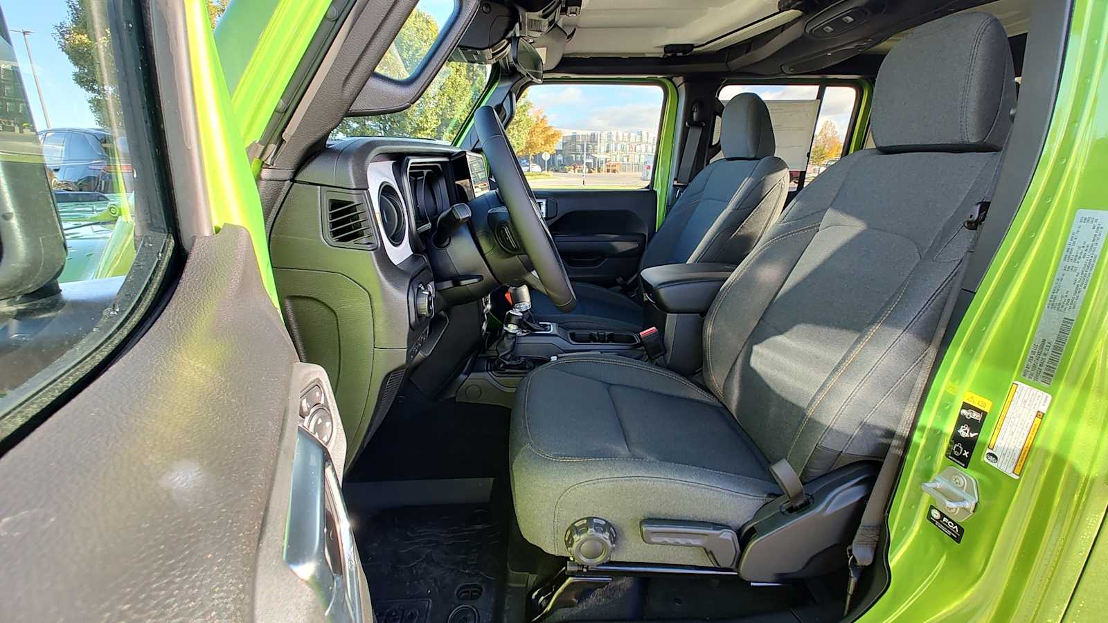 Thumbnail: 2025 Jeep Gladiator - 11