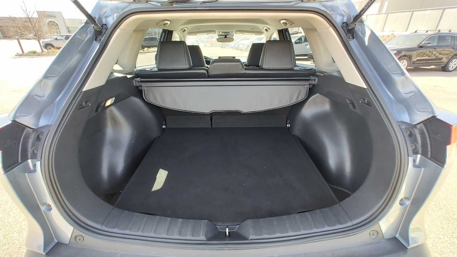 Thumbnail: 2023 Toyota Corolla Cross - 19