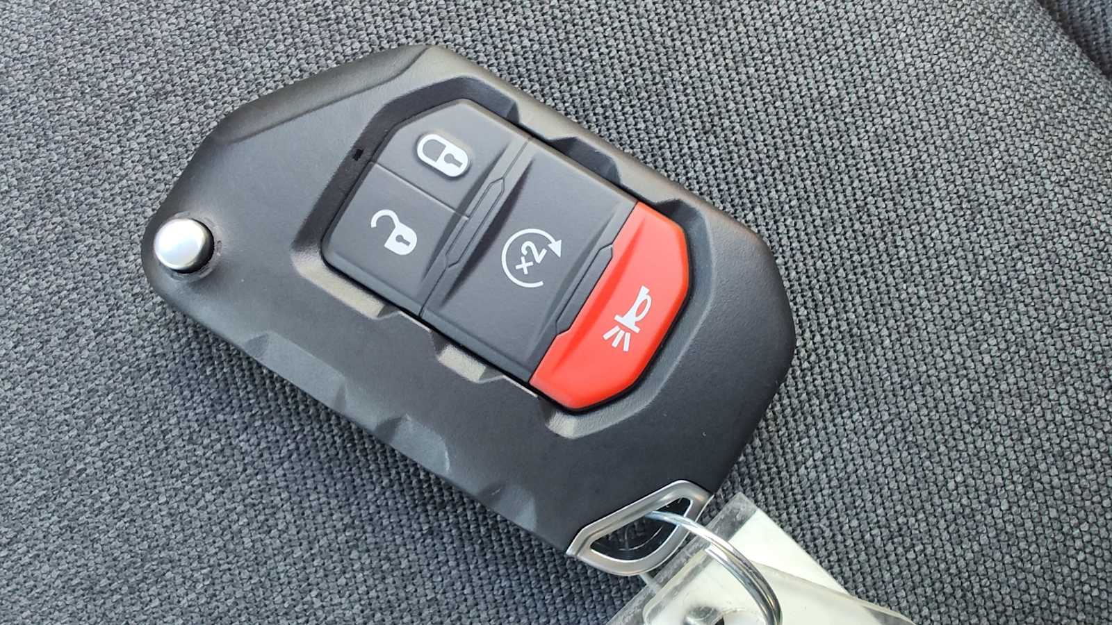 Thumbnail: 2025 Jeep Gladiator - 20