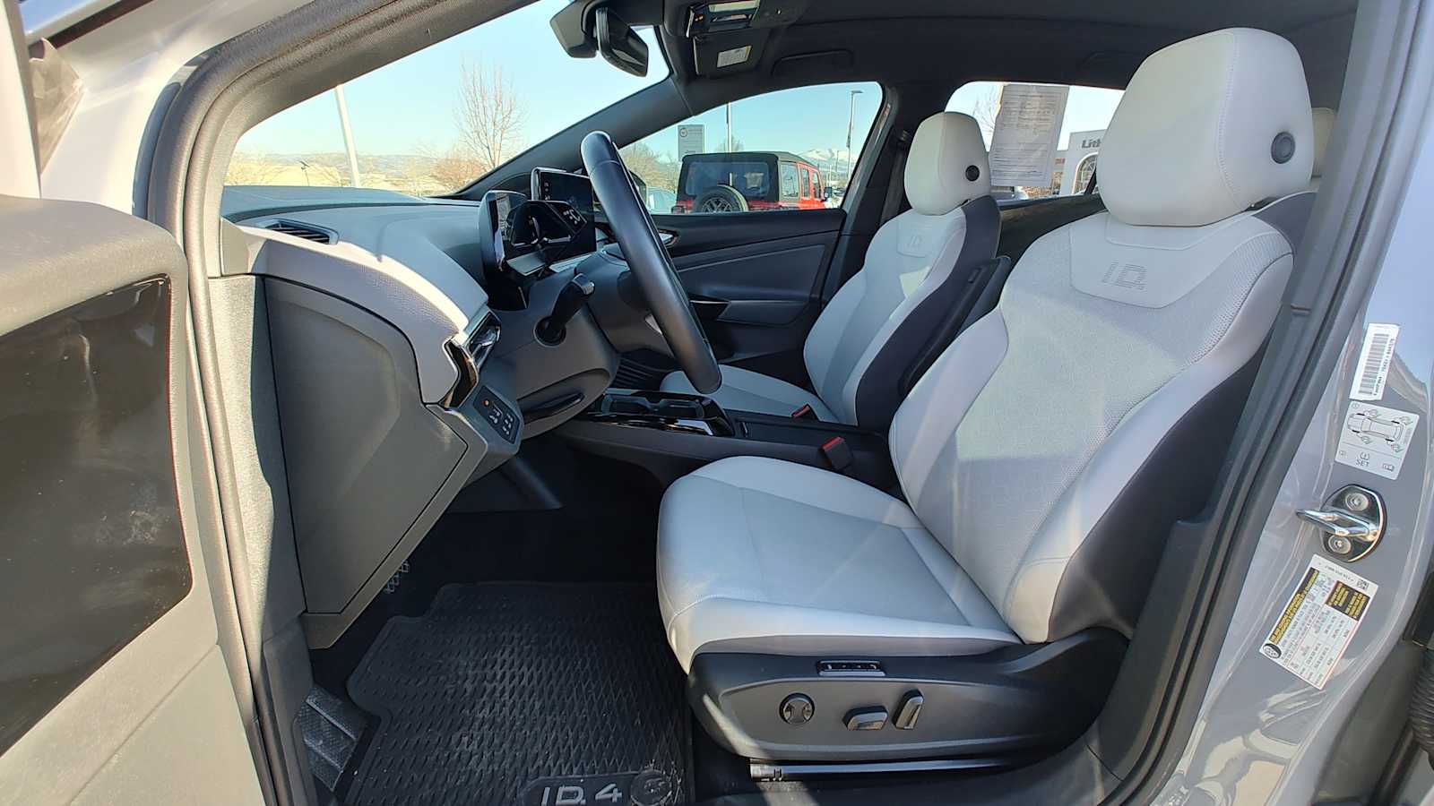 Thumbnail: 2022 Volkswagen ID.4 - 11