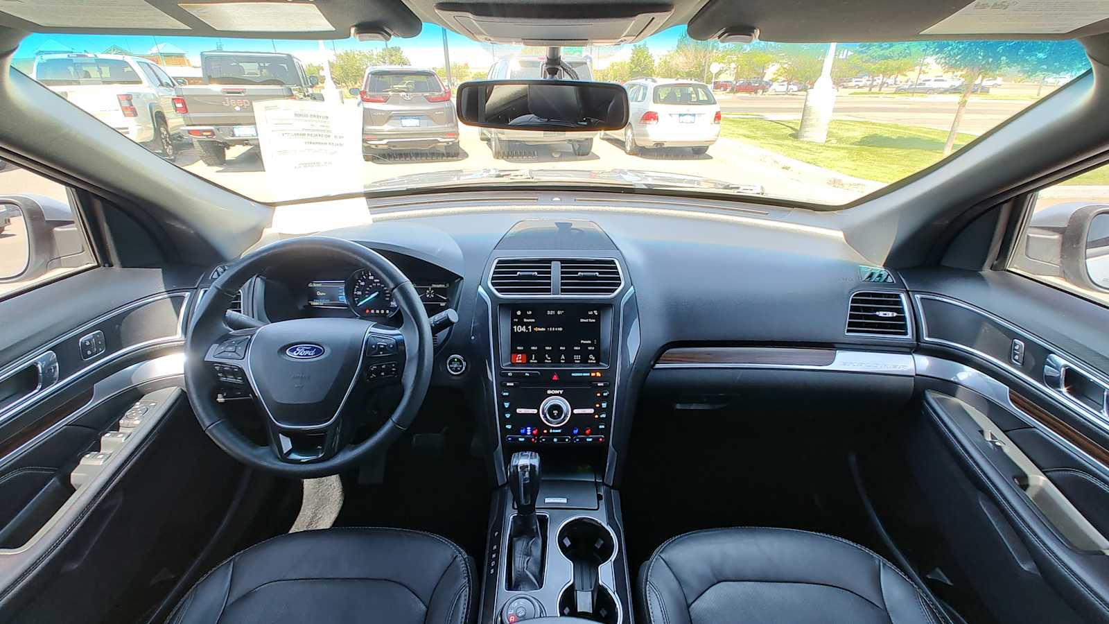 Thumbnail: 2019 Ford Explorer - 10