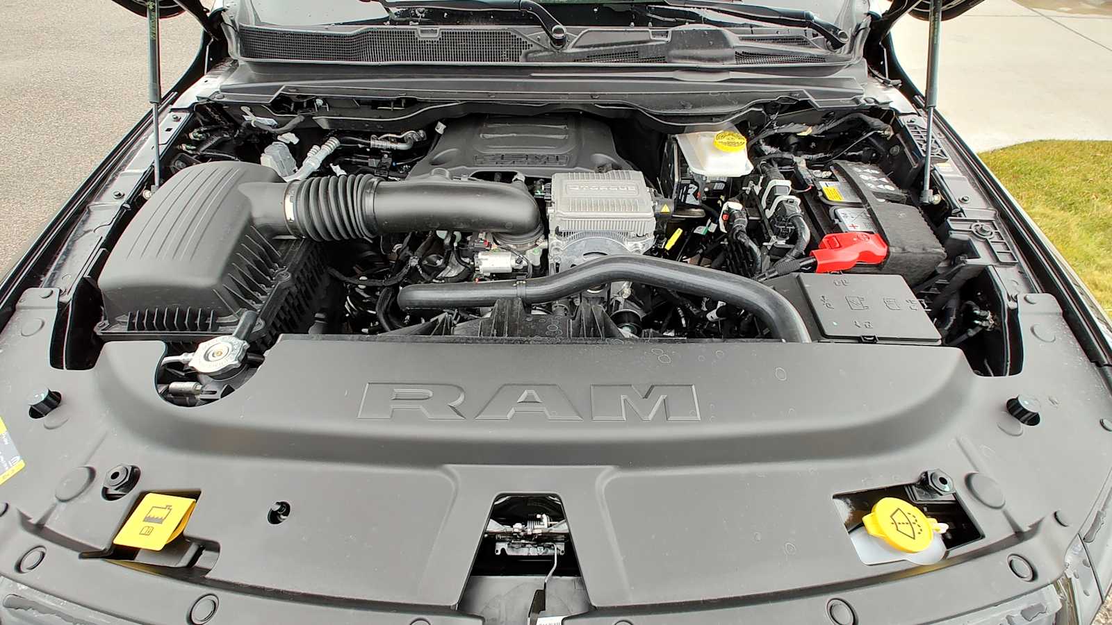 Thumbnail: 2026 RAM 1500 - 9