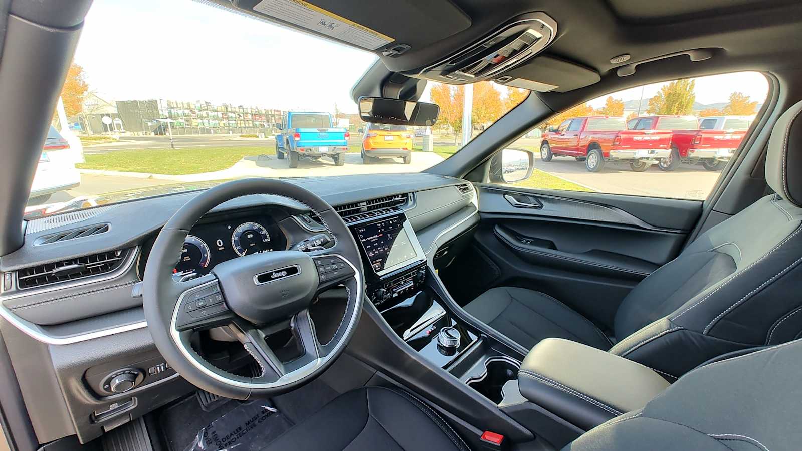 Thumbnail: 2025 Jeep Grand Cherokee - 2