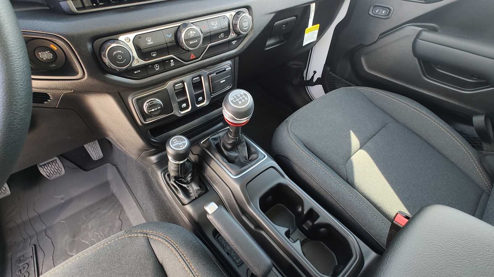 Thumbnail: 2026 Jeep Wrangler - 17