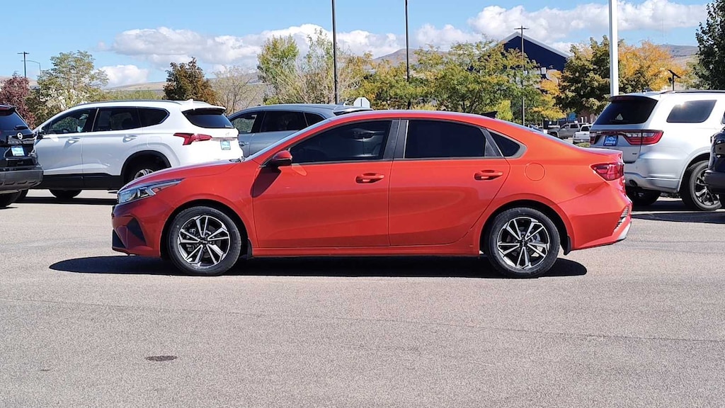 Used 2023 Kia Forte LXS Sedan