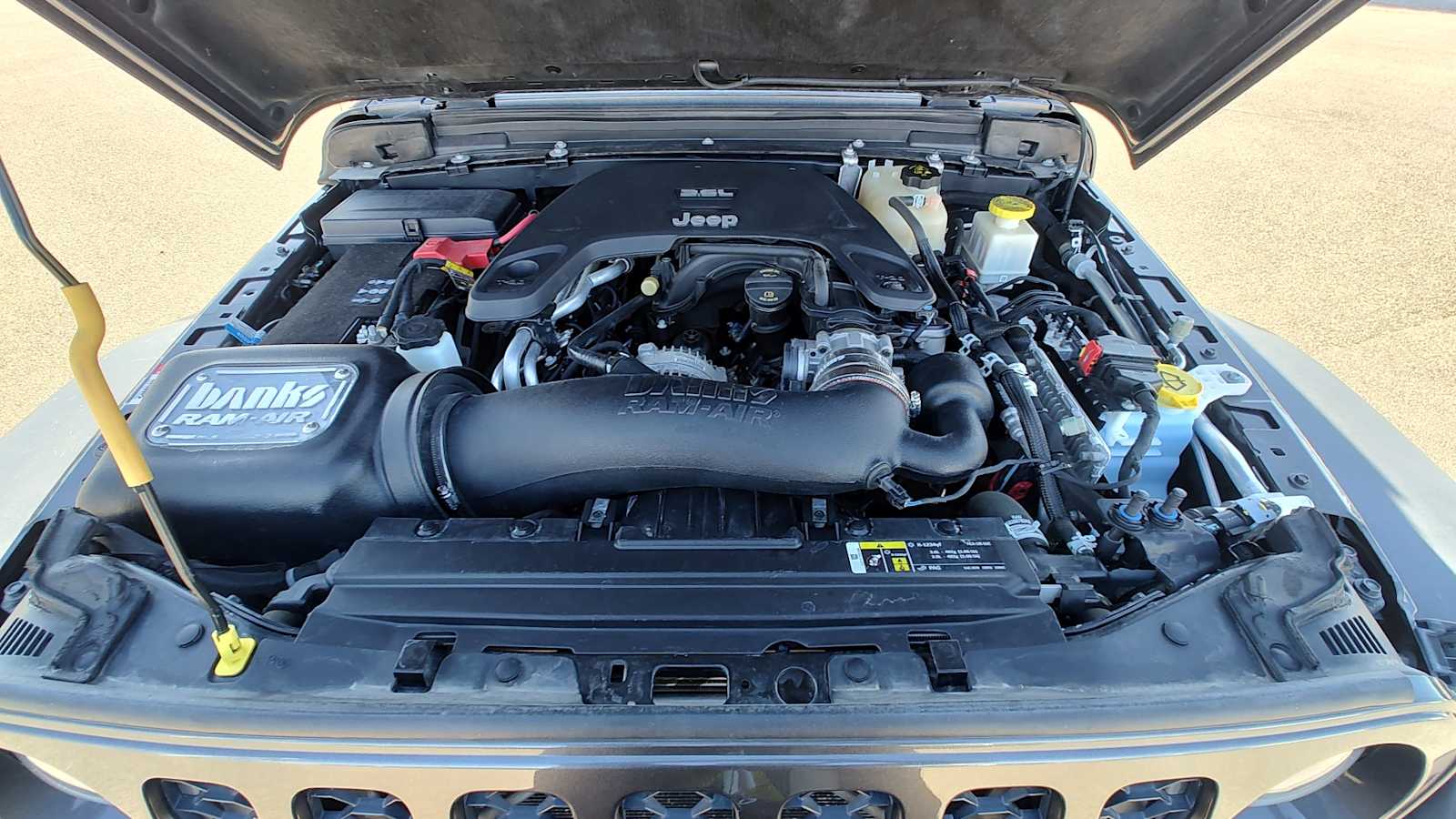 Thumbnail: 2020 Jeep Gladiator - 9