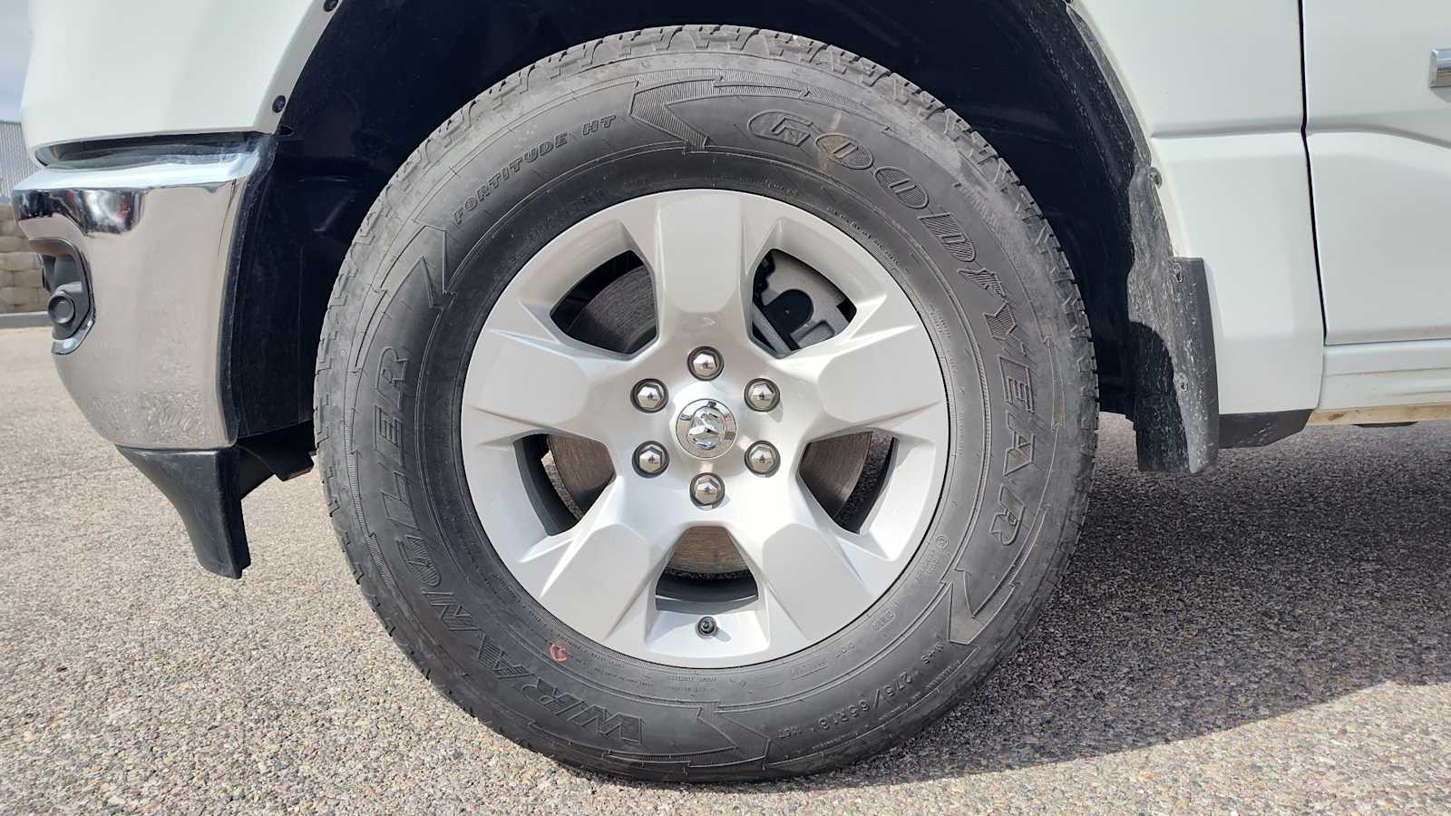 Thumbnail: 2024 RAM 1500 - 8