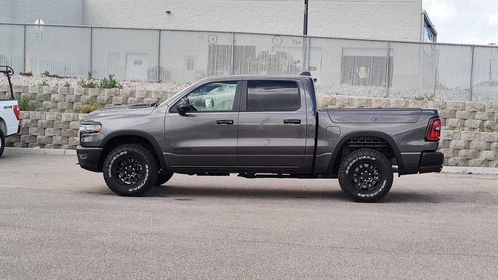 Thumbnail: 2026 RAM 1500 - 3