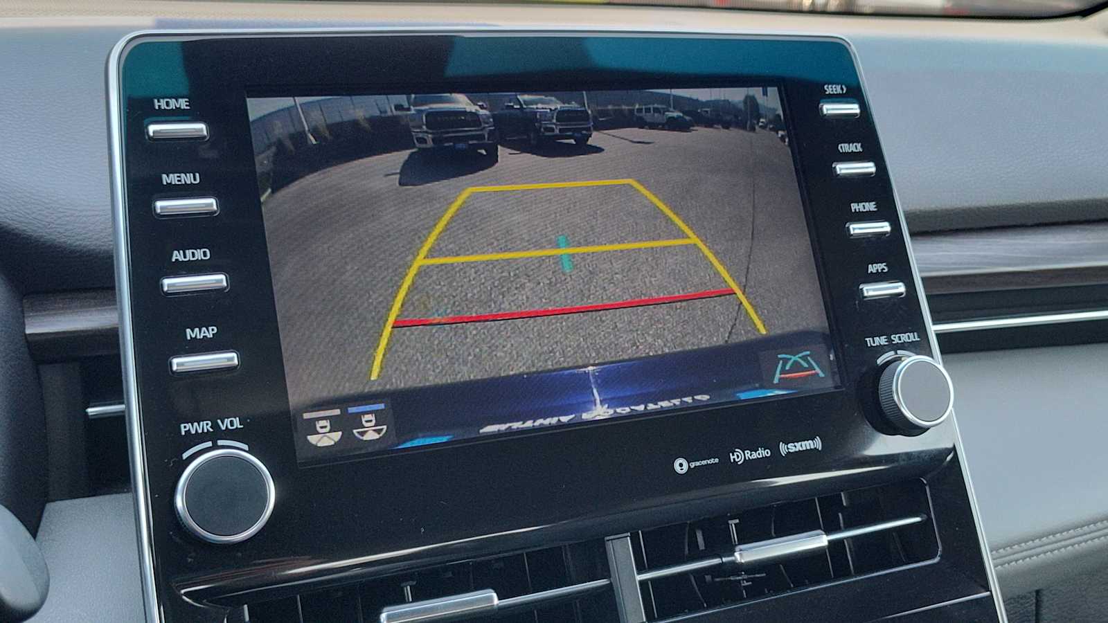 Thumbnail: 2022 Toyota Avalon - 22