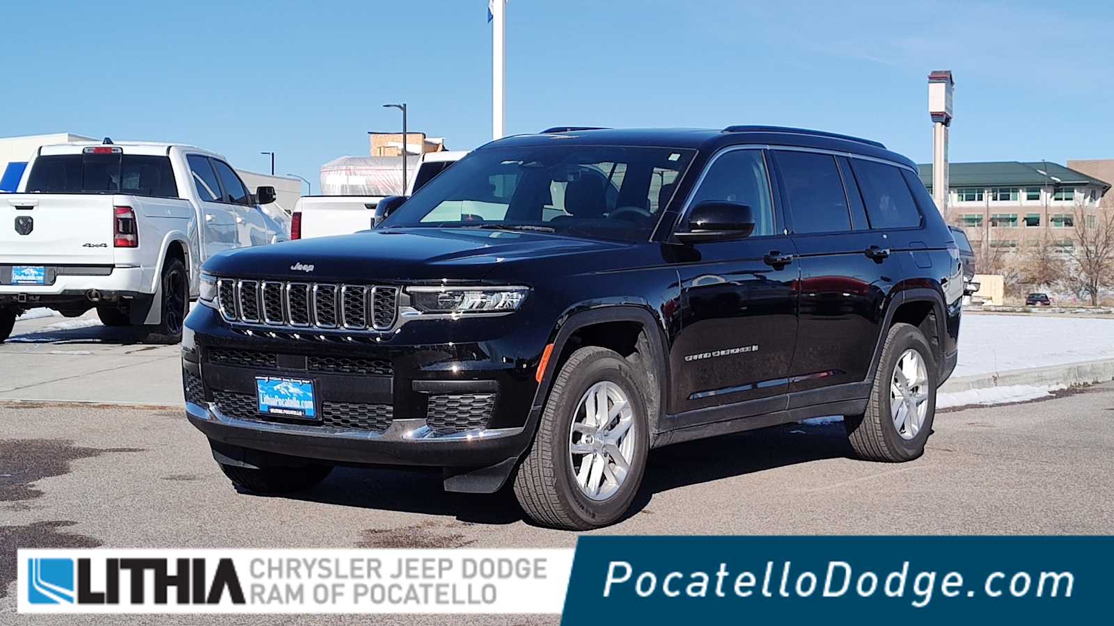 2025 Jeep Grand Cherokee L Laredo's photo