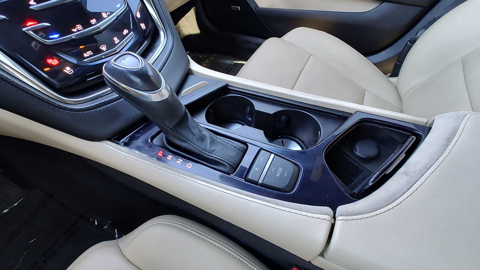 Thumbnail: 2019 Cadillac CTS - 17