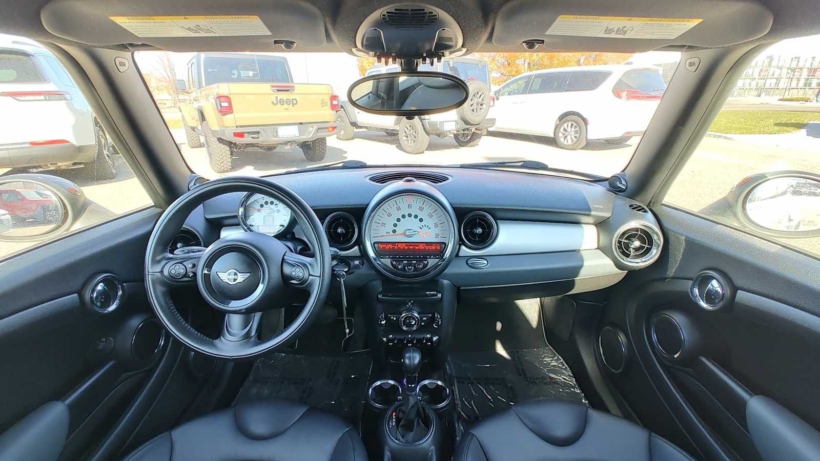 Thumbnail: 2012 MINI Cooper - 10