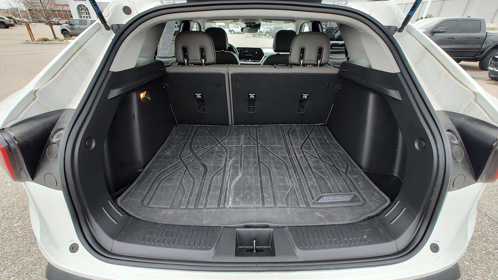 Thumbnail: 2025 Chevrolet Trax - 19