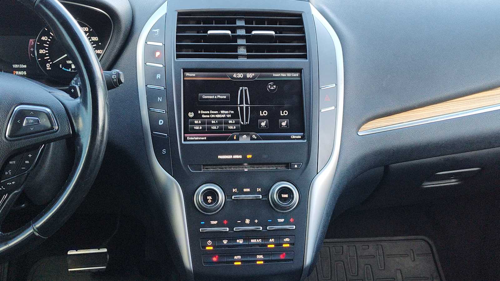 Thumbnail: 2015 Lincoln MKC - 16