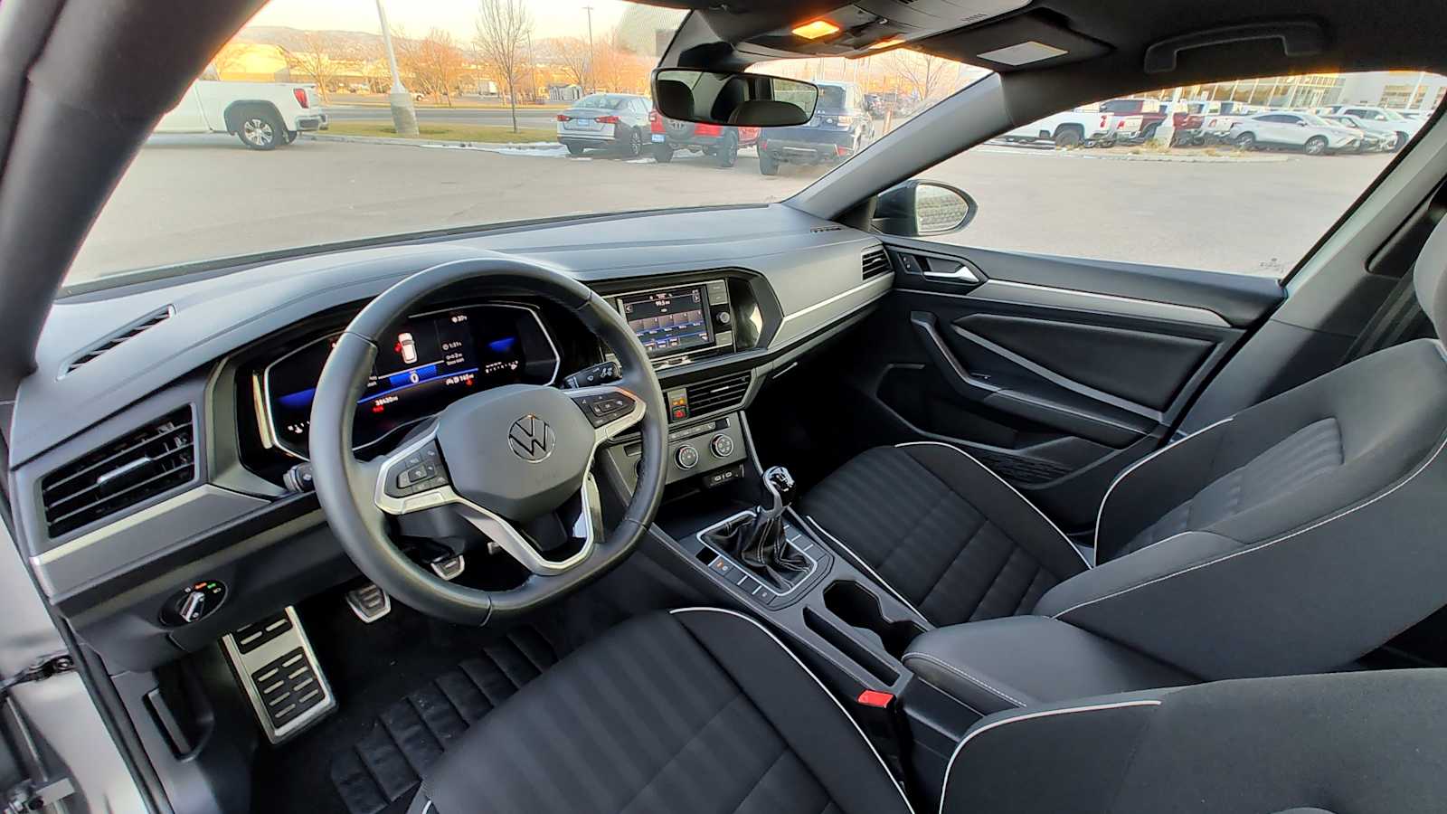 Thumbnail: 2024 Volkswagen Jetta - 2