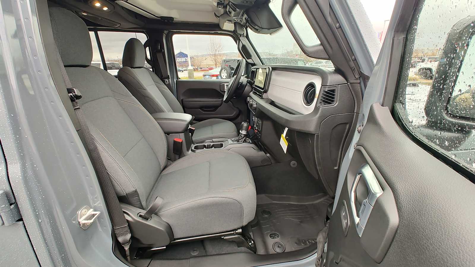 Thumbnail: 2026 Jeep Gladiator - 14