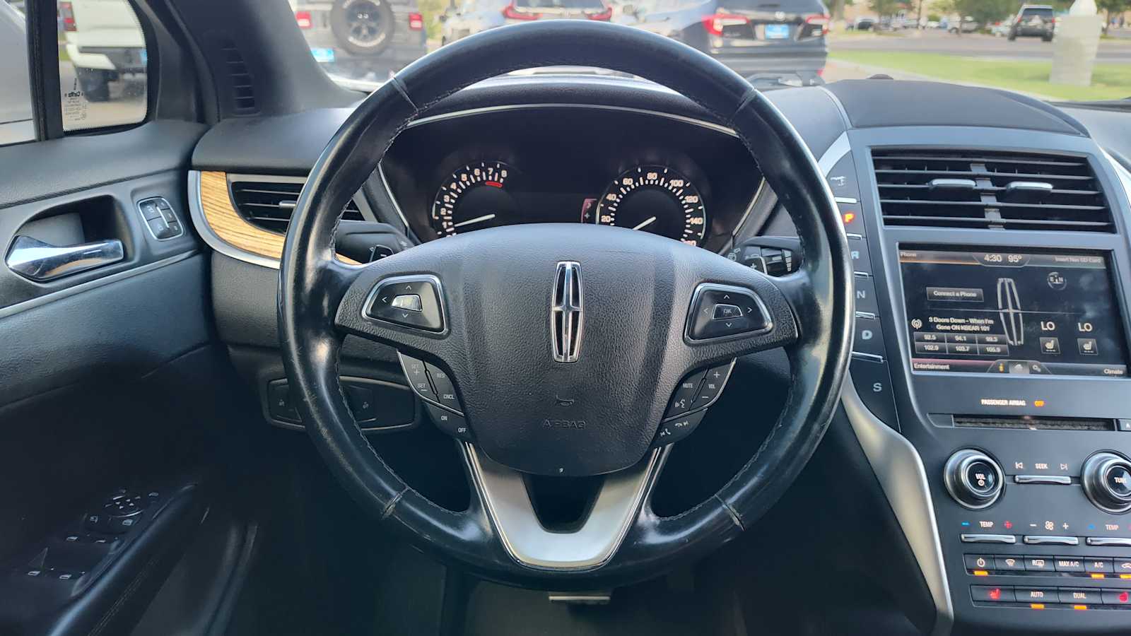 Thumbnail: 2015 Lincoln MKC - 15