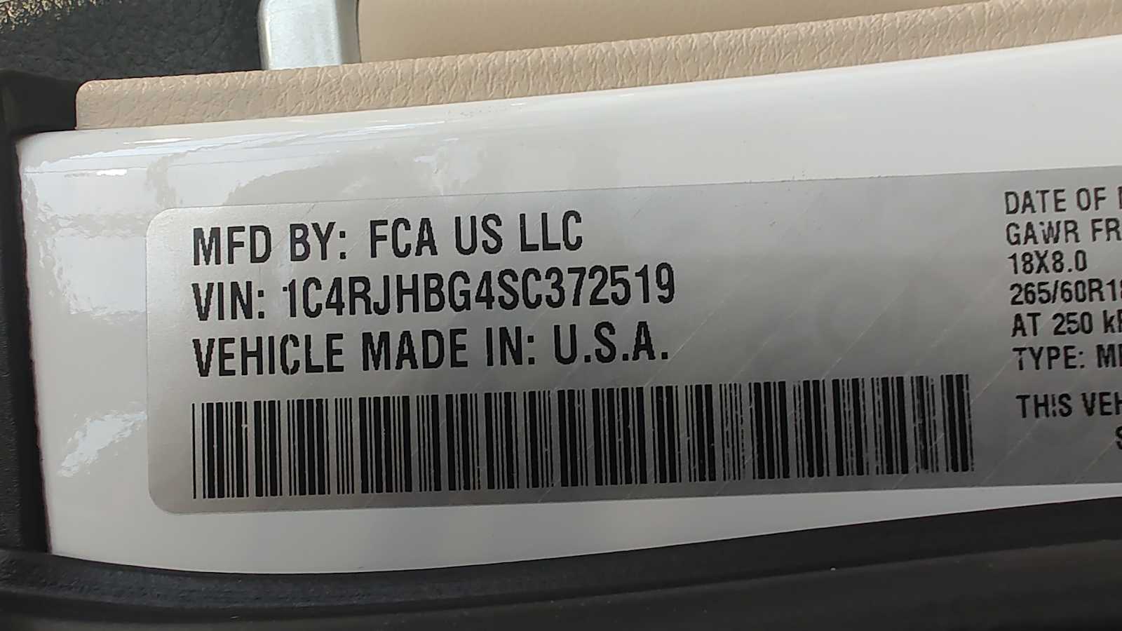 Thumbnail: 2025 Jeep Grand Cherokee - 14