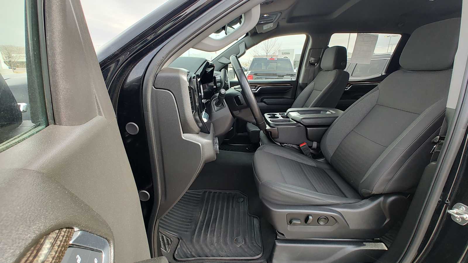 Thumbnail: 2025 Chevrolet Silverado 1500 - 11