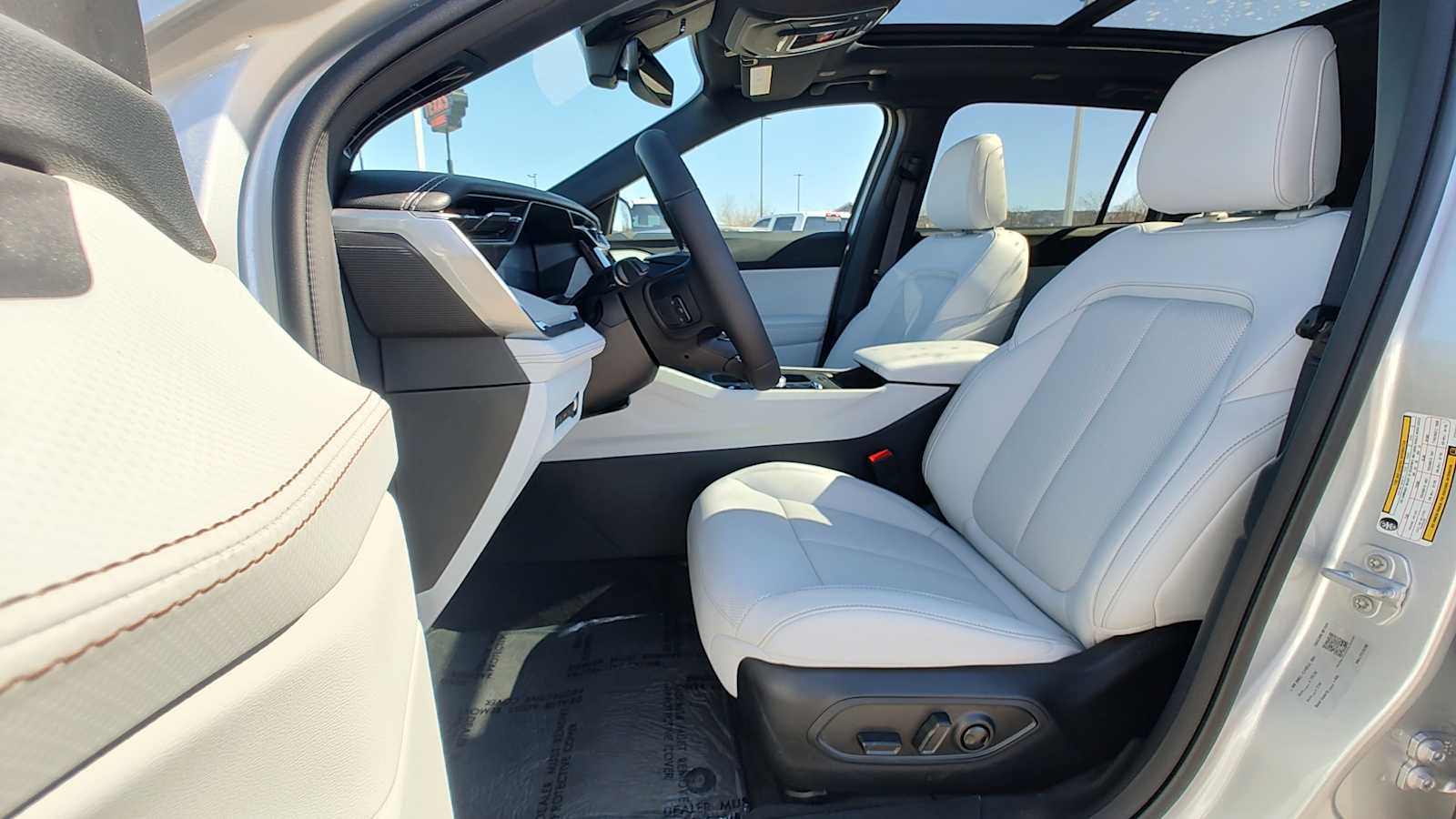 Thumbnail: 2026 Jeep Cherokee - 11