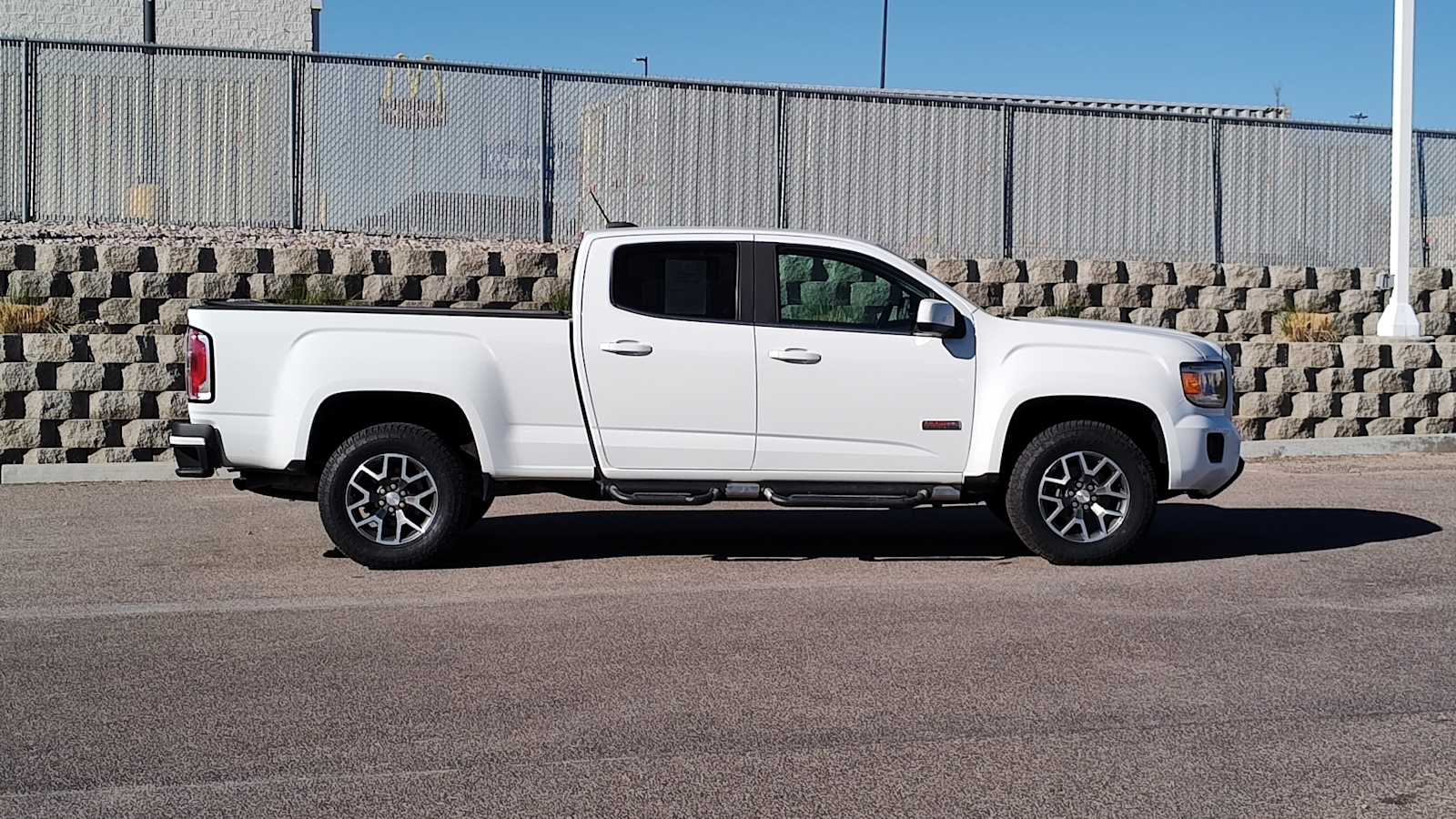 Thumbnail: 2019 GMC Canyon - 24