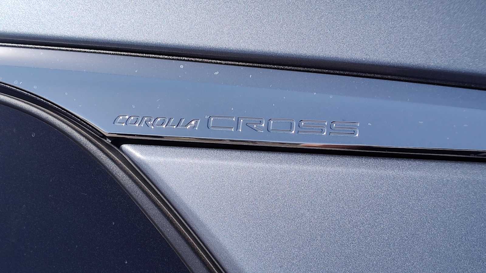 Thumbnail: 2023 Toyota Corolla Cross - 23