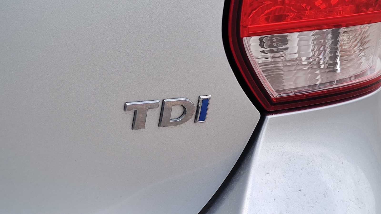 Thumbnail: 2011 Volkswagen Jetta - 22