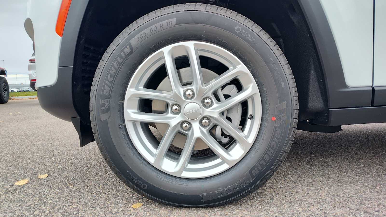 Thumbnail: 2025 Jeep Grand Cherokee - 8