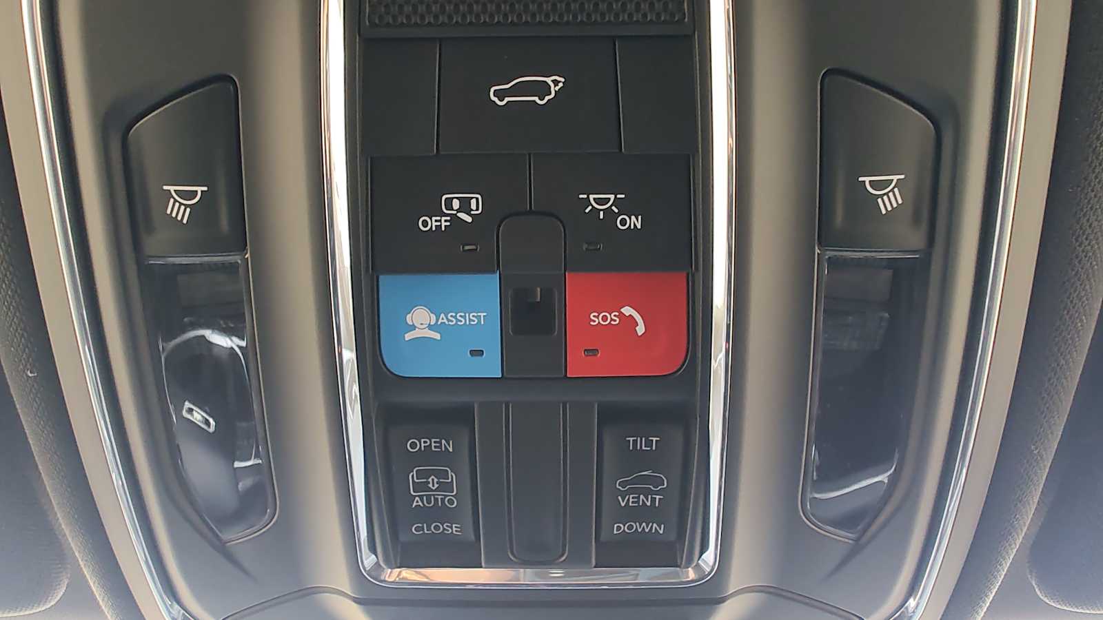 Thumbnail: 2025 Jeep Grand Cherokee - 22