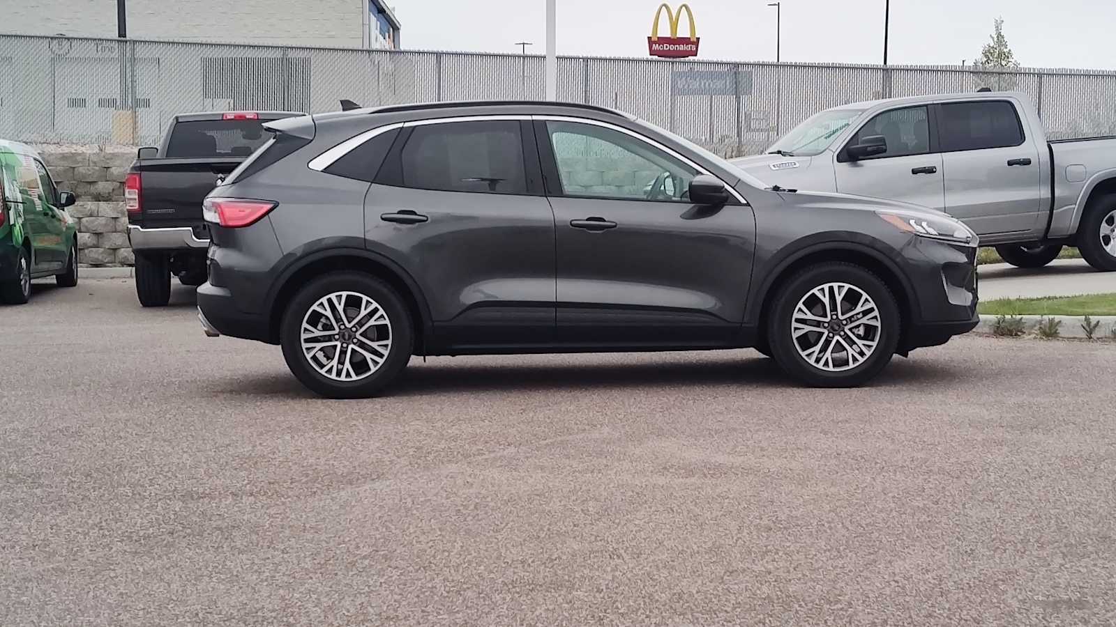 Thumbnail: 2020 Ford Escape - 25