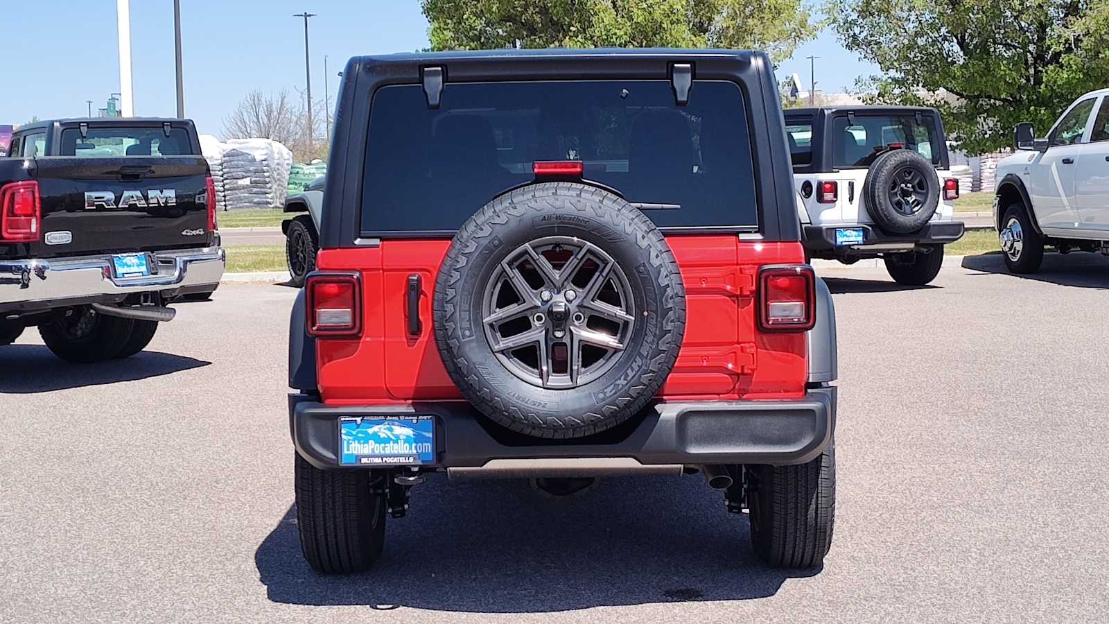 Thumbnail: 2026 Jeep Wrangler - 5