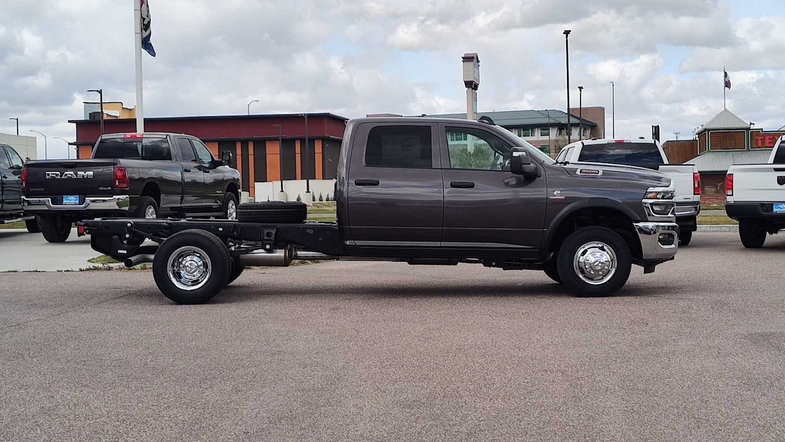 Thumbnail: 2026 RAM 3500 - 23