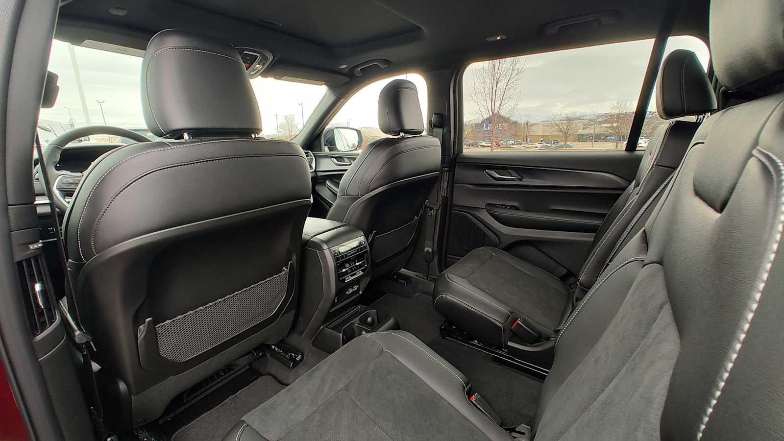Thumbnail: 2025 Jeep Grand Cherokee - 12