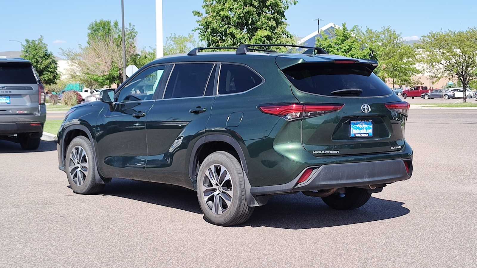 Thumbnail: 2023 Toyota Highlander - 4