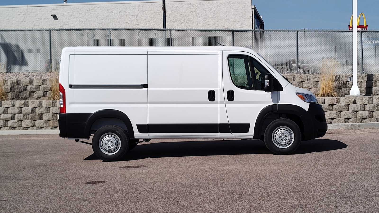 2025 RAM ProMaster  23