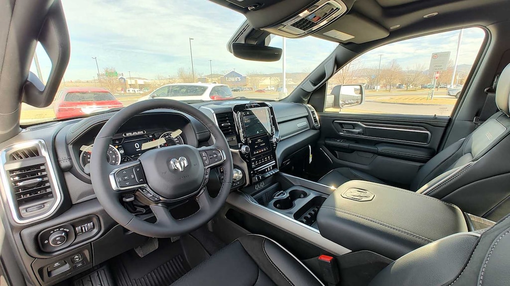 New 2026 Ram 1500 LARAMIE CREW CAB 4X4 5'7 BOX Pickup