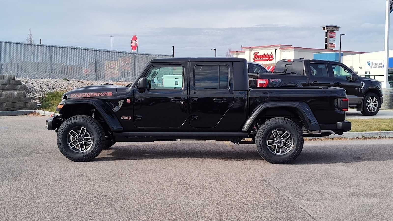 Thumbnail: 2026 Jeep Gladiator - 3