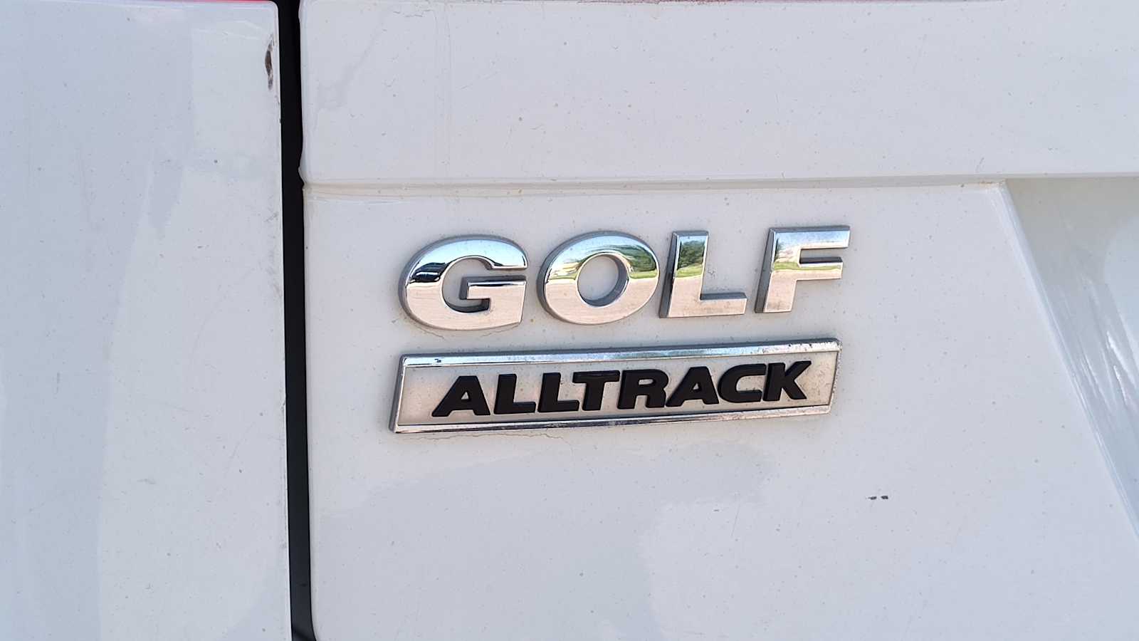 Thumbnail: 2017 Volkswagen Golf - 2