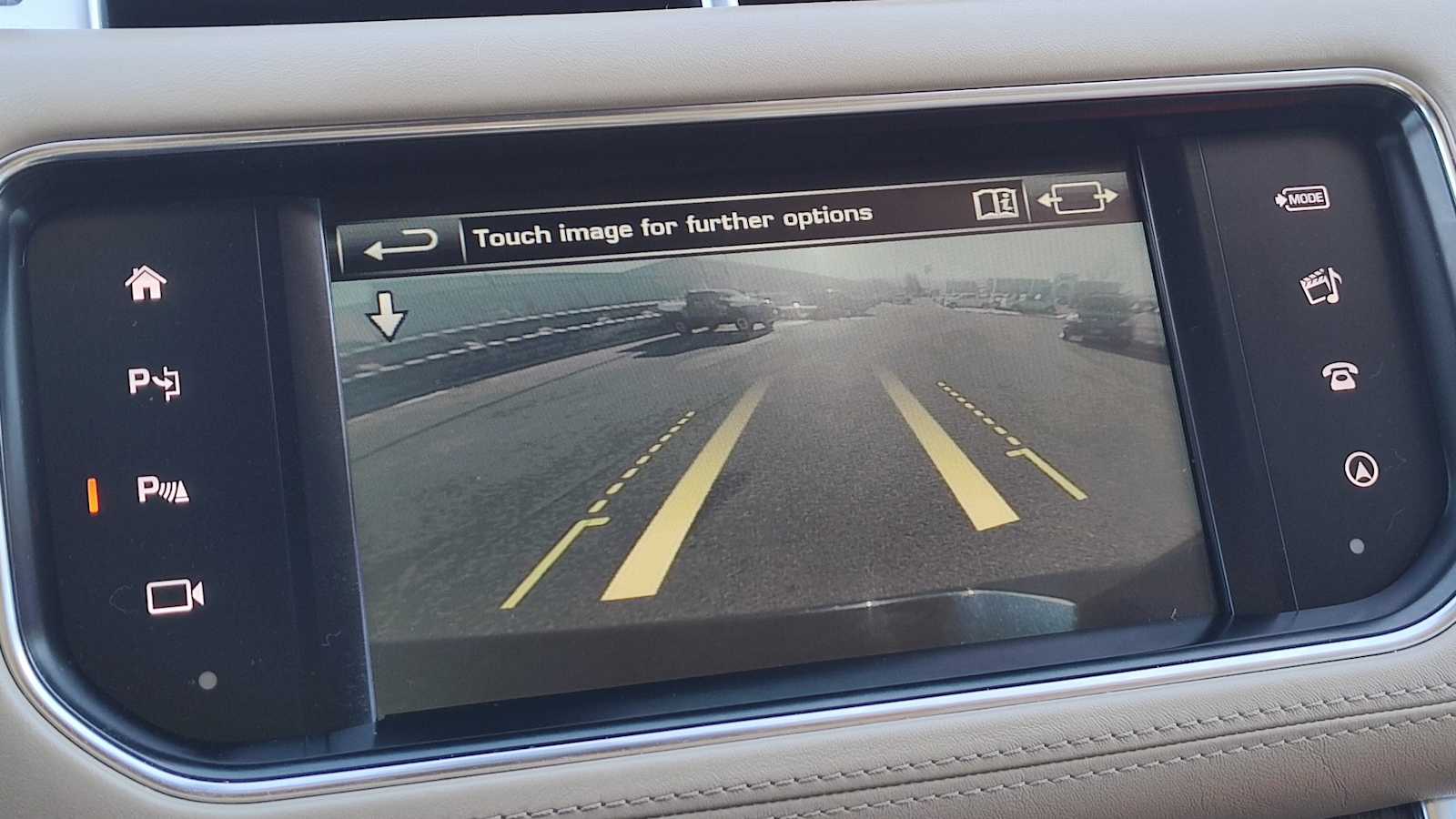 Thumbnail: 2016 Land Rover Range Rover Sport - 22