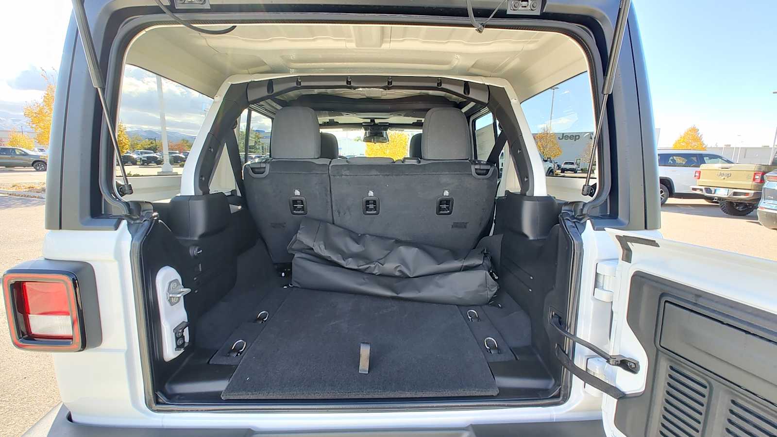 Thumbnail: 2026 Jeep Wrangler - 19