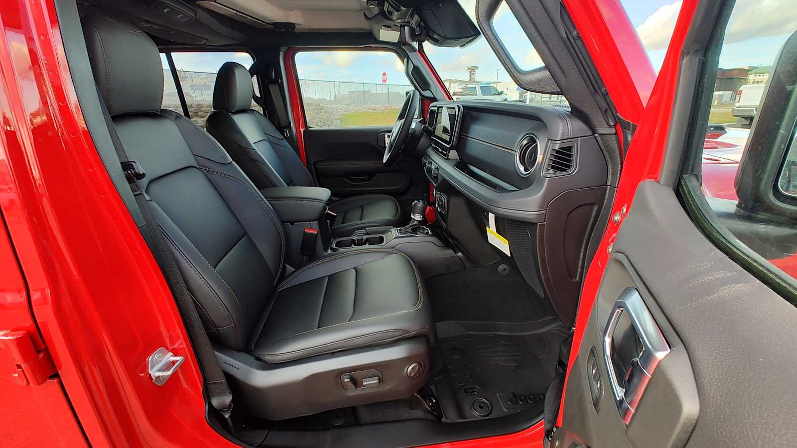 Thumbnail: 2026 Jeep Wrangler - 14