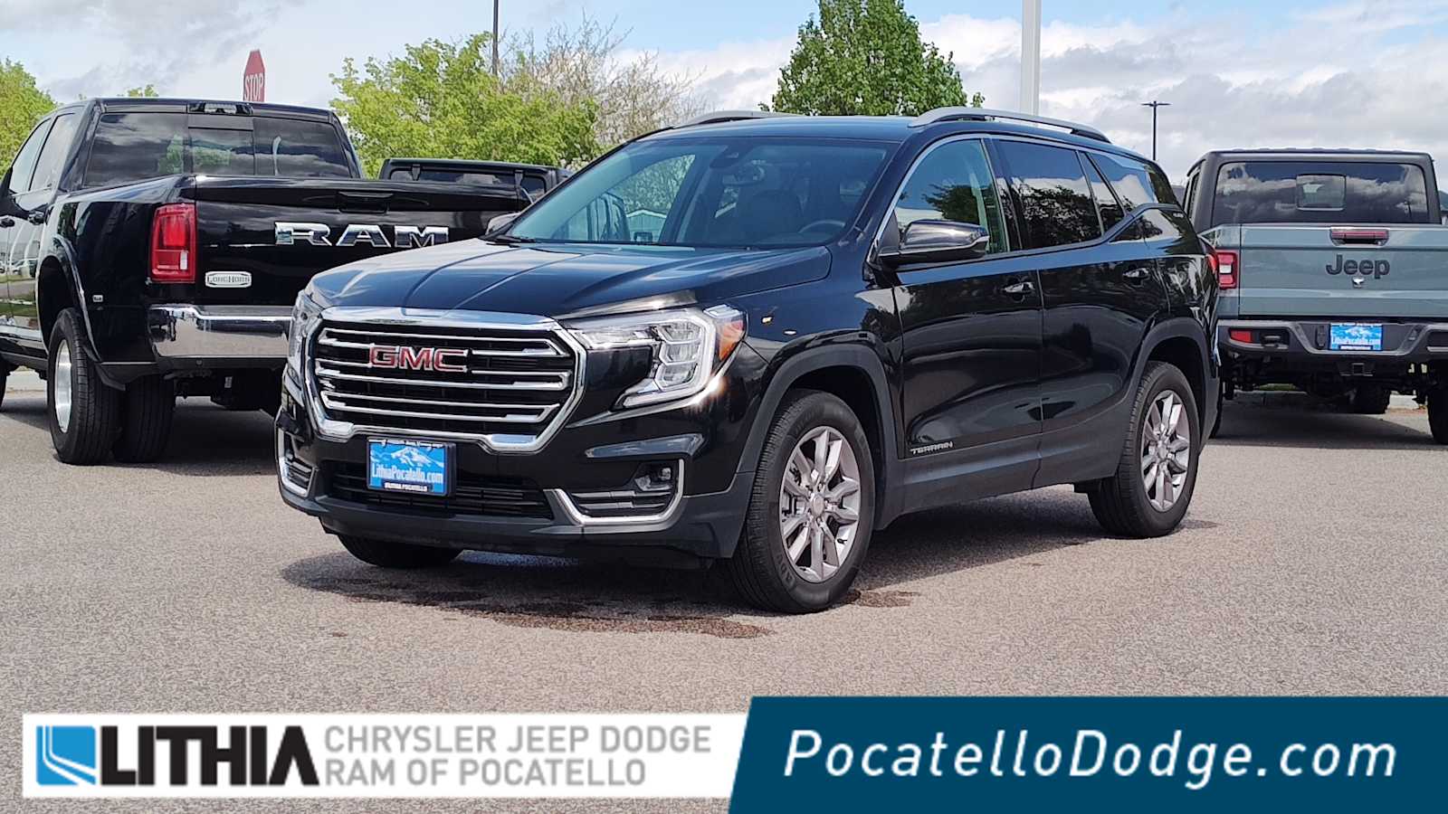 2024 GMC Terrain SLT AWD's photo