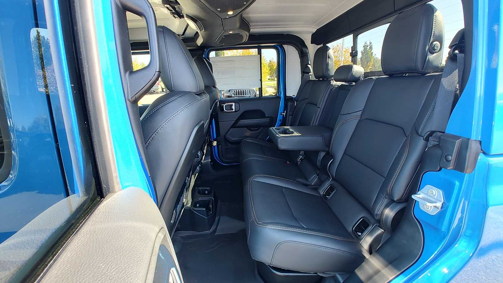 Thumbnail: 2025 Jeep Gladiator - 13