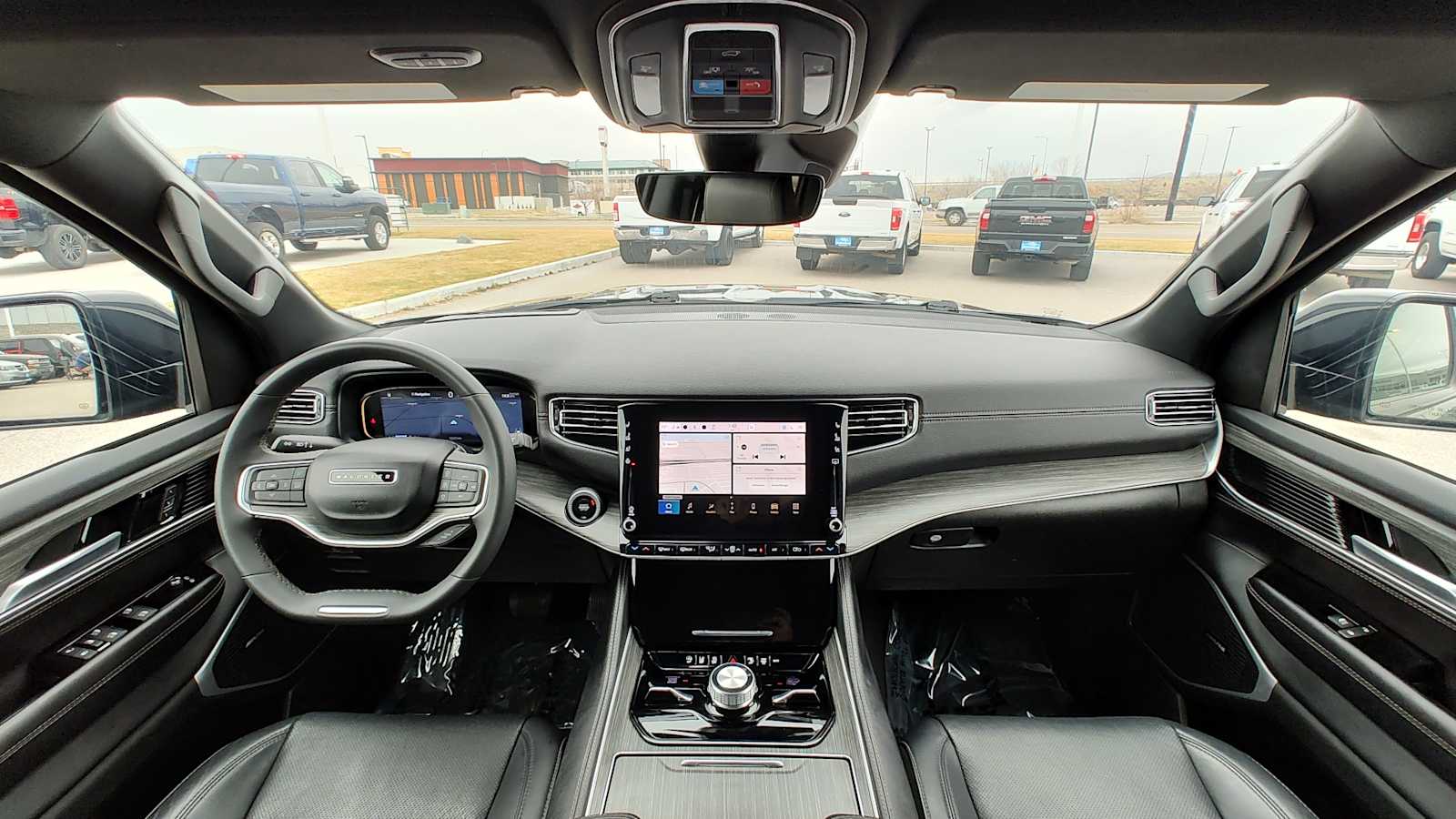 Thumbnail: 2024 Jeep Wagoneer - 10